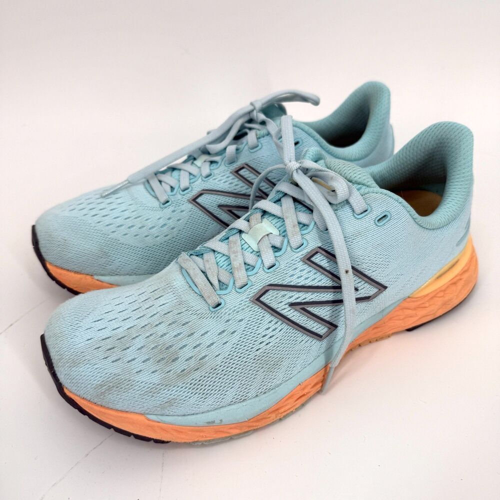 New Balance Women's Fresh Foam 880v11 Light Blue Running Outdoor Size 10.5